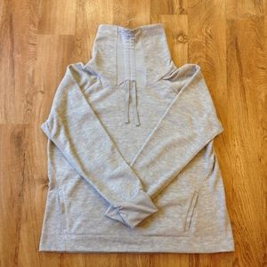 🌻2/$12 Old Navy Gray Active pullover size XXL